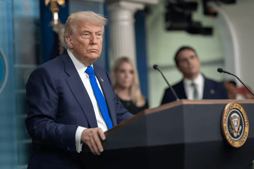 Donald Trump em coletiva de imprensa na Casa Branca
